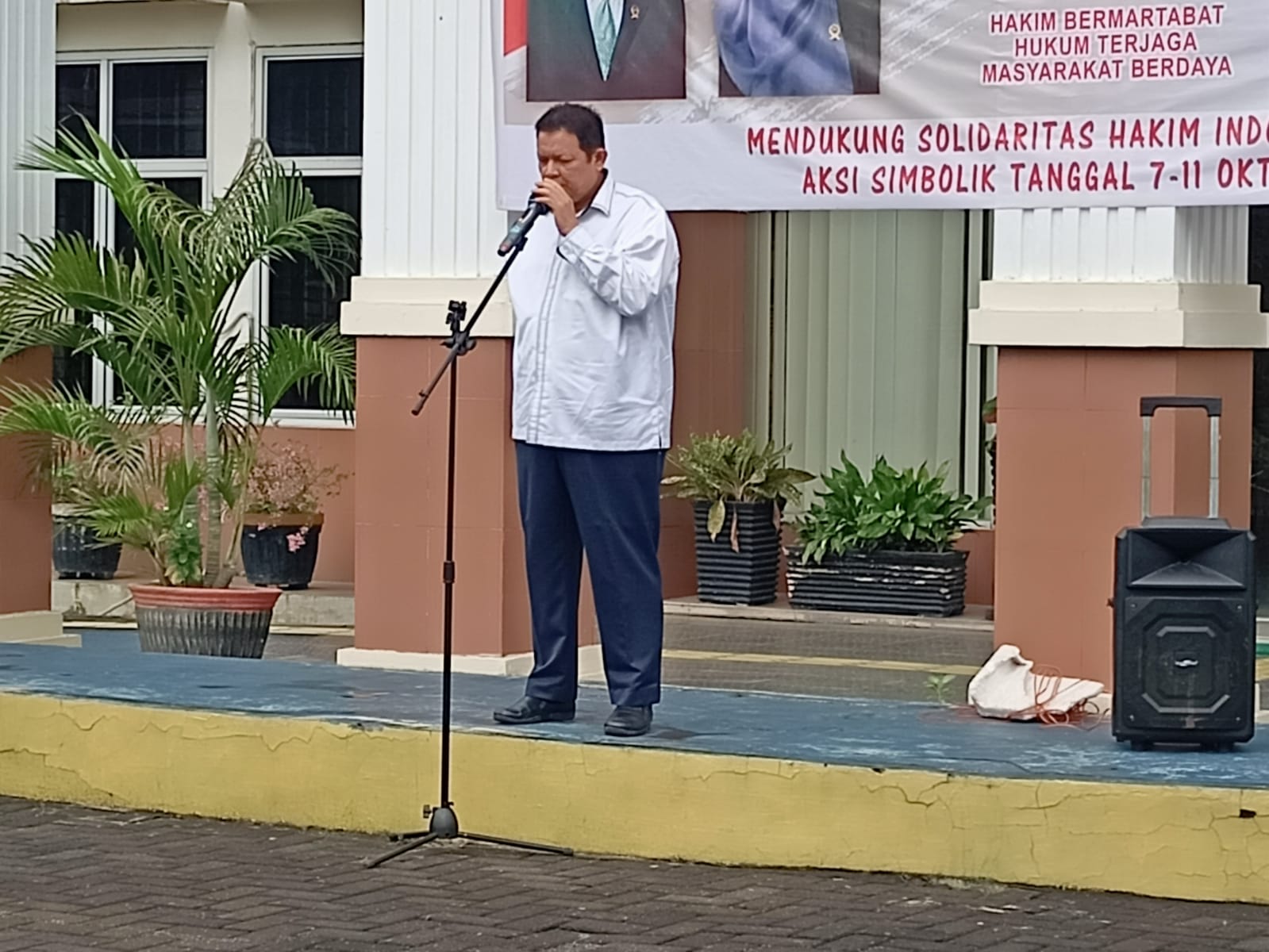 apel7okt 4